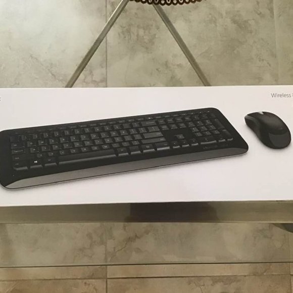Microsoft Wireless Desktop 850 Keyboard & Mouse